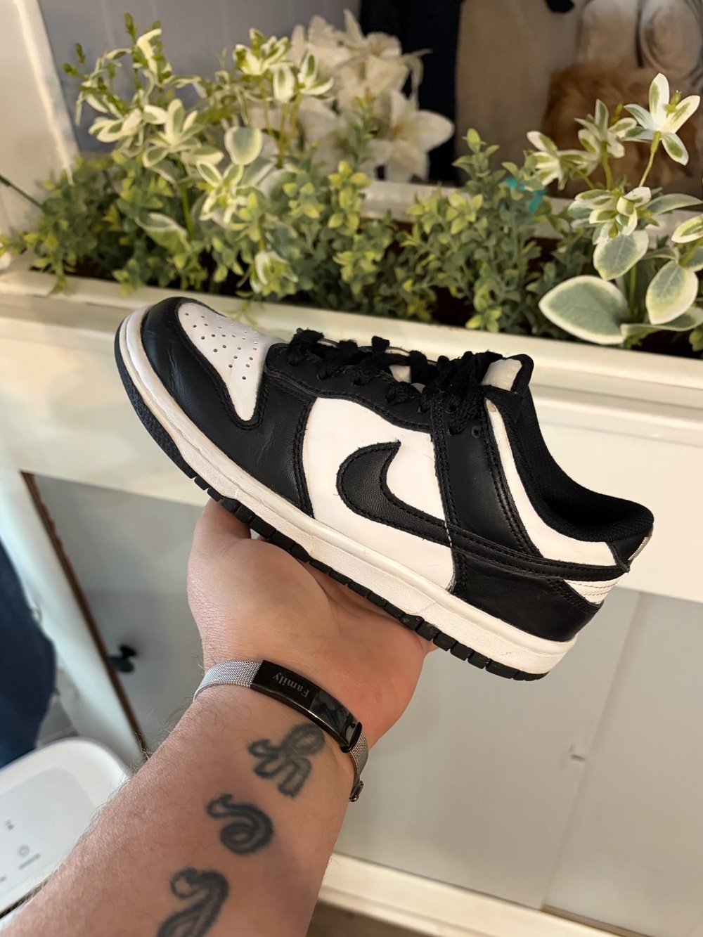 Nike Dunk Low ‘Panda Black White size 3.5Y
